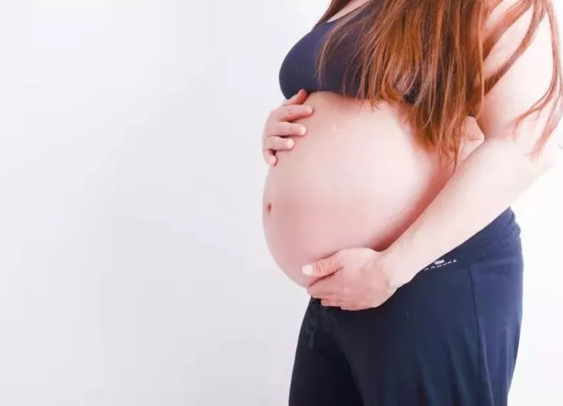 Osteopatia post parto: tutti i benefici per le neo mamme